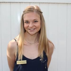 Meet your Posher, Lynndy